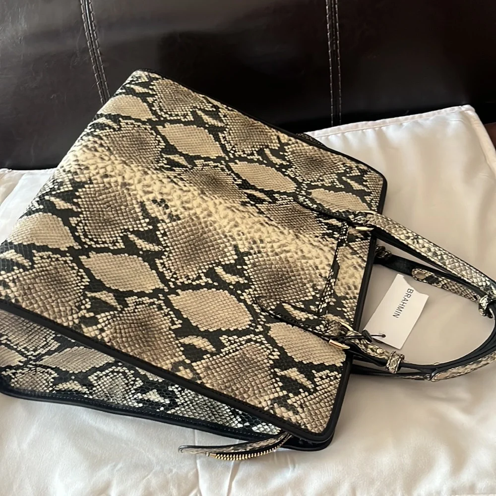 🖤BRAHMIN TIA CAVIAR FELIX🖤 - Picture 4 of 9